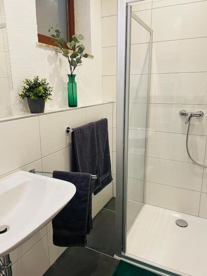 ווייקרסהיים Ferienwohnung Emma An Der Romantischen Strasse מראה חיצוני תמונה